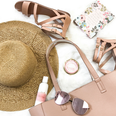 What's In My Summer Bag?