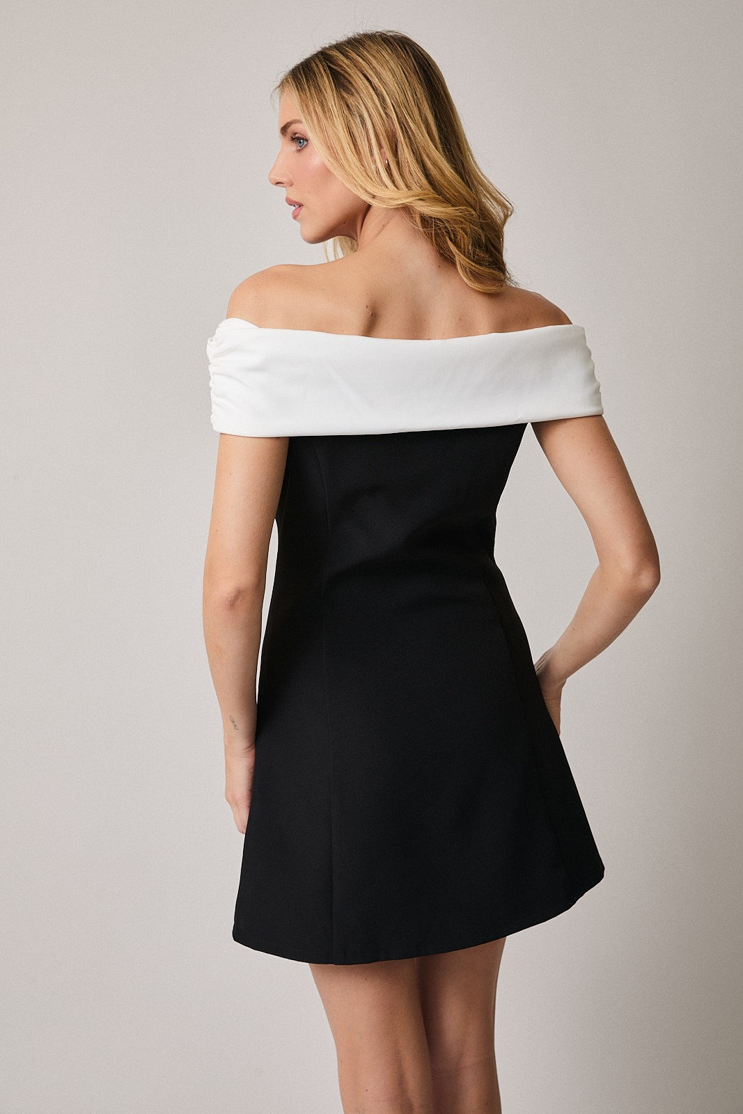 can you wear a short dress to black tie event What To Wear To A Black Tie Event (Women Over 40)