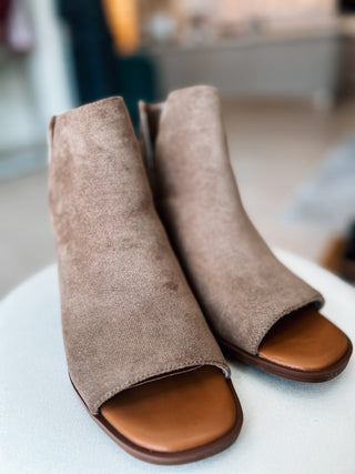 Intermix Open Toe Booties {Tan}