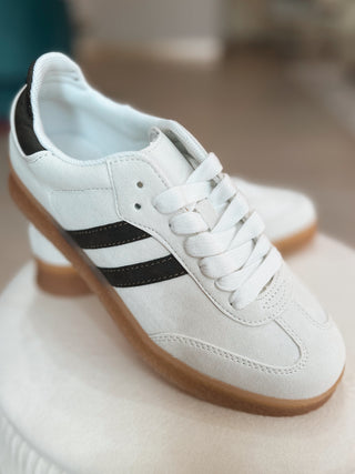 Christi Off White Sneakers