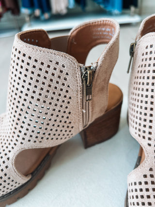 Milsy Open Toe Block Heels