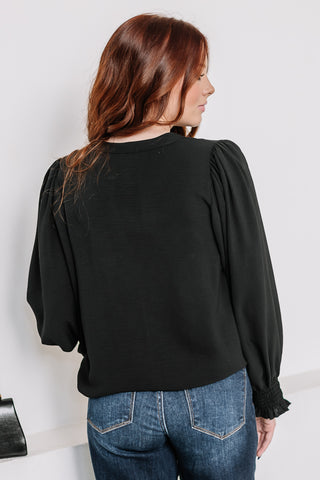 A Simple Queen Balloon Sleeve Top | Black