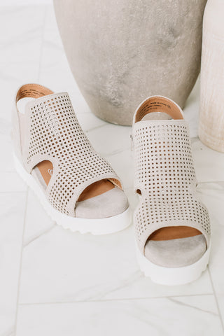 Amy Platform Sandals | Grey