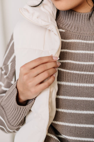 Back In Cropped Puff Vest | Cream