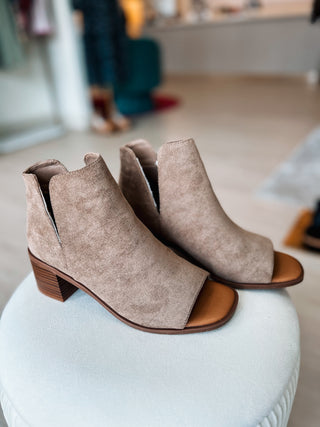 Intermix Open Toe Booties {Tan}