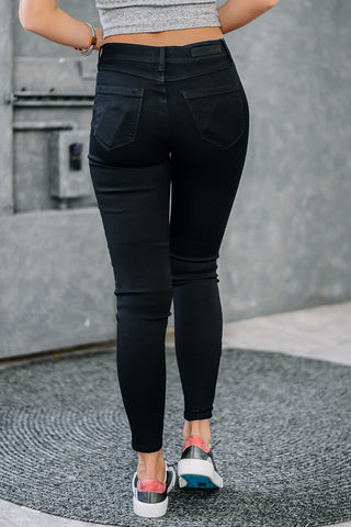 Leaning In Skinny Jeans | Black