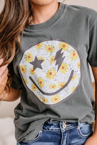 She's A Daisy Smiley Face Graphic Tee