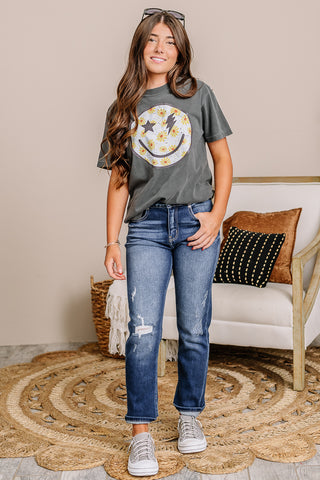 She's A Daisy Smiley Face Graphic Tee