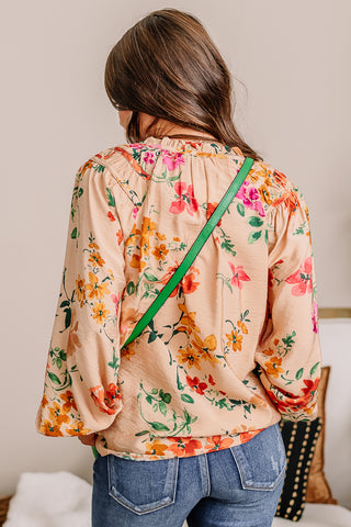 Telling Stories Floral Top | Taupe