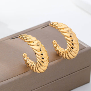 Ribbed Hoop Earrings