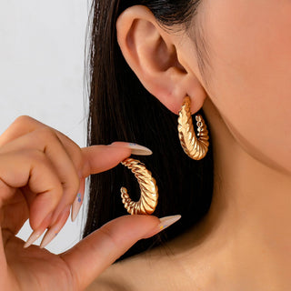 Ribbed Hoop Earrings