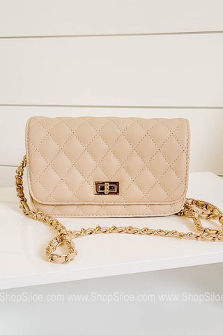 The Need To Accessorize Quilted Clutch Bags | Colors